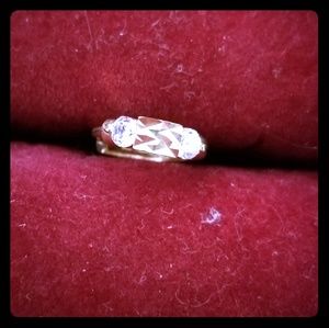 Gold cartilage earring